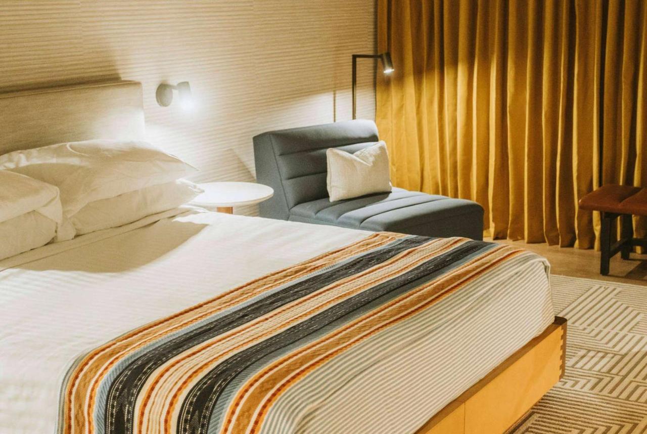 Hotel Tupelo, A Wyndham Hotel Ngoại thất bức ảnh